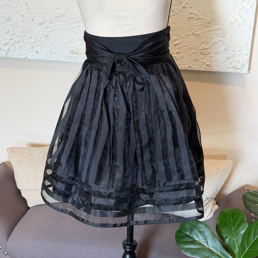 Betsey Johnson Black Tulle Mini Skirt Vintage Made in USA Sz 2